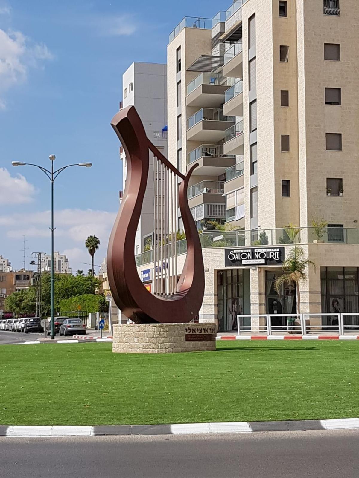 The Shining Star -A Beautiful 3 Bedroom Apartment Beersheba Ngoại thất bức ảnh