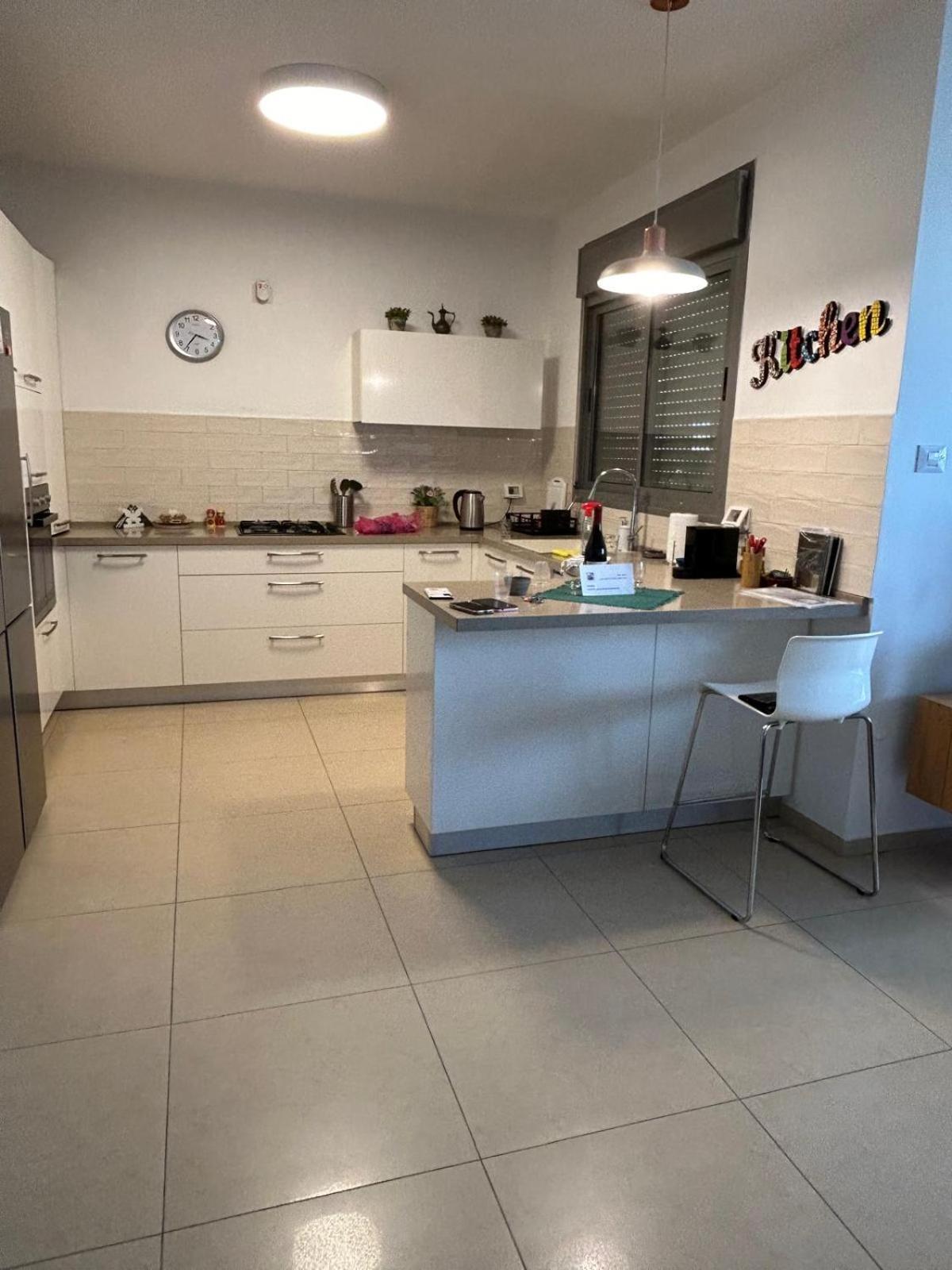 The Shining Star -A Beautiful 3 Bedroom Apartment Beersheba Ngoại thất bức ảnh