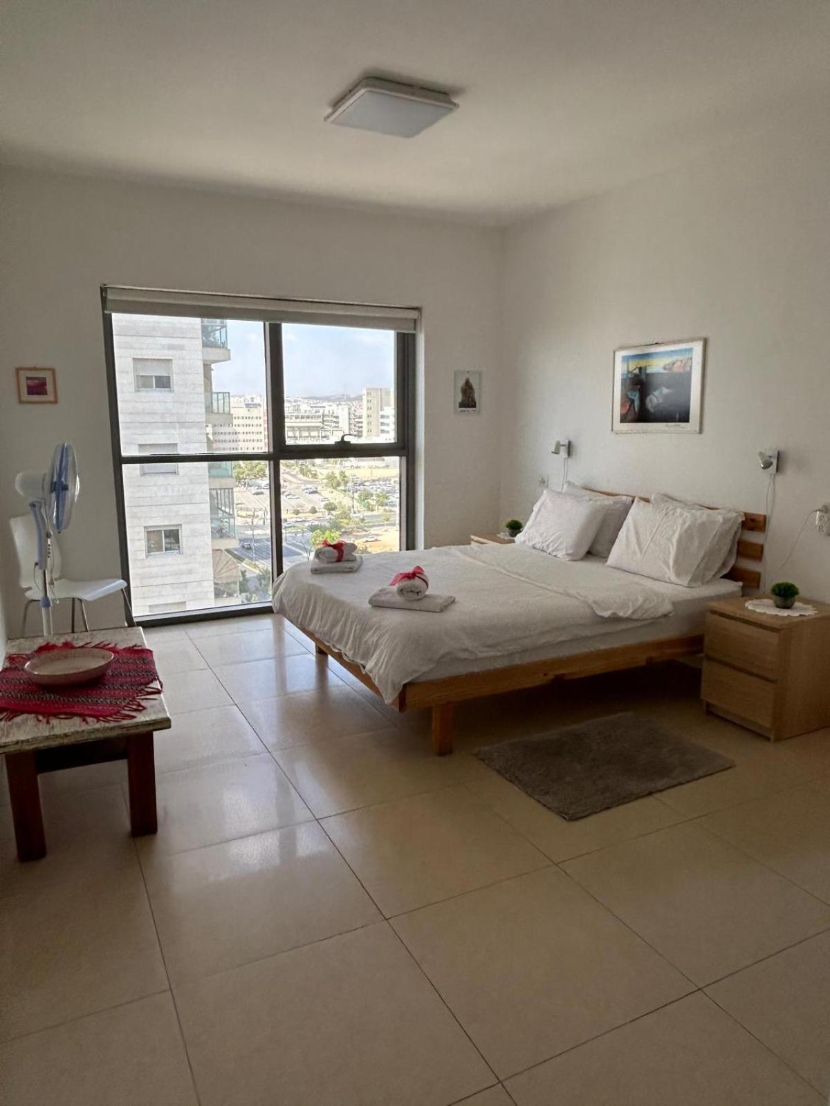 The Shining Star -A Beautiful 3 Bedroom Apartment Beersheba Ngoại thất bức ảnh